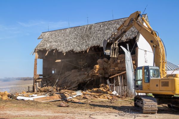 Barn Demolition in Bettendorf