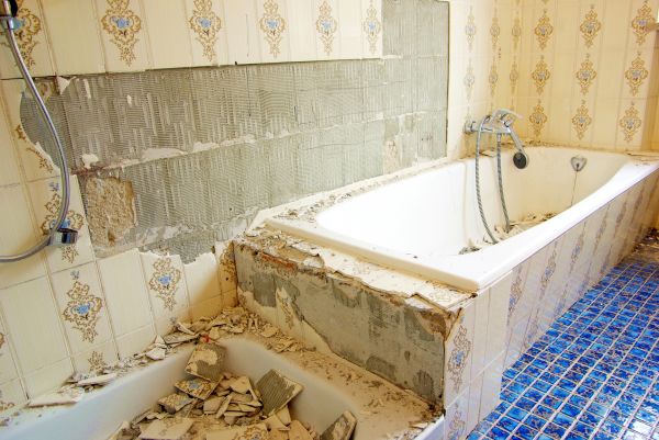 Bathtub Demolition in Bettendorf